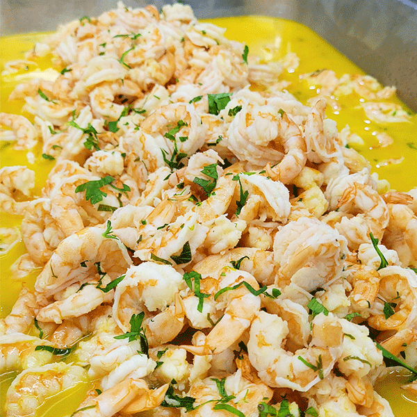 Camarones al ajillo