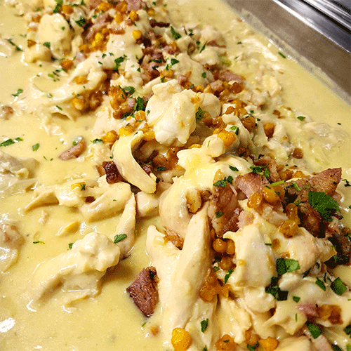 Fajitas de pollo en crema de maíz y tocineta